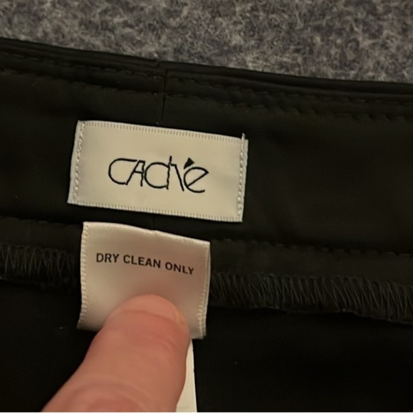 🔥Cach’e, Black SATIN FLARED TROUSERS w/VENTS, Excellent Condition, Size 10 Long - Picture 9 of 13